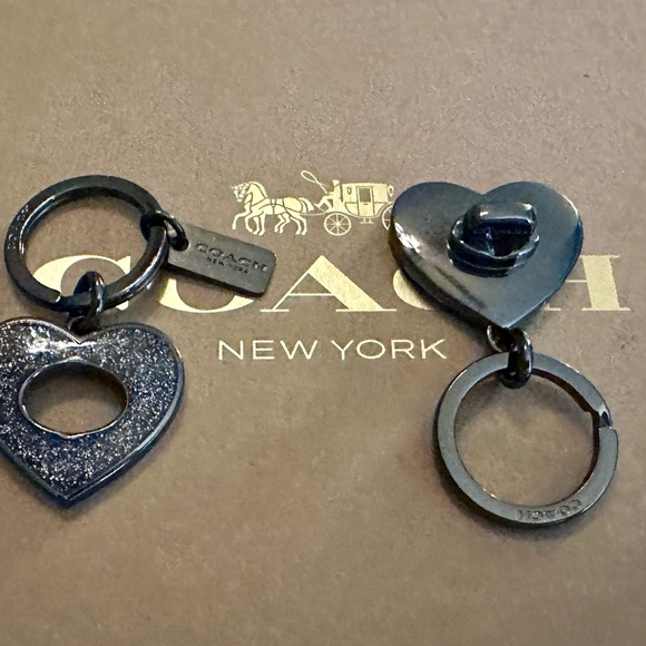 Coach Black Gray Glitter Turn Lock Heart Valet Keychain Bag Charm in Gunmetal - Picture 8 of 15